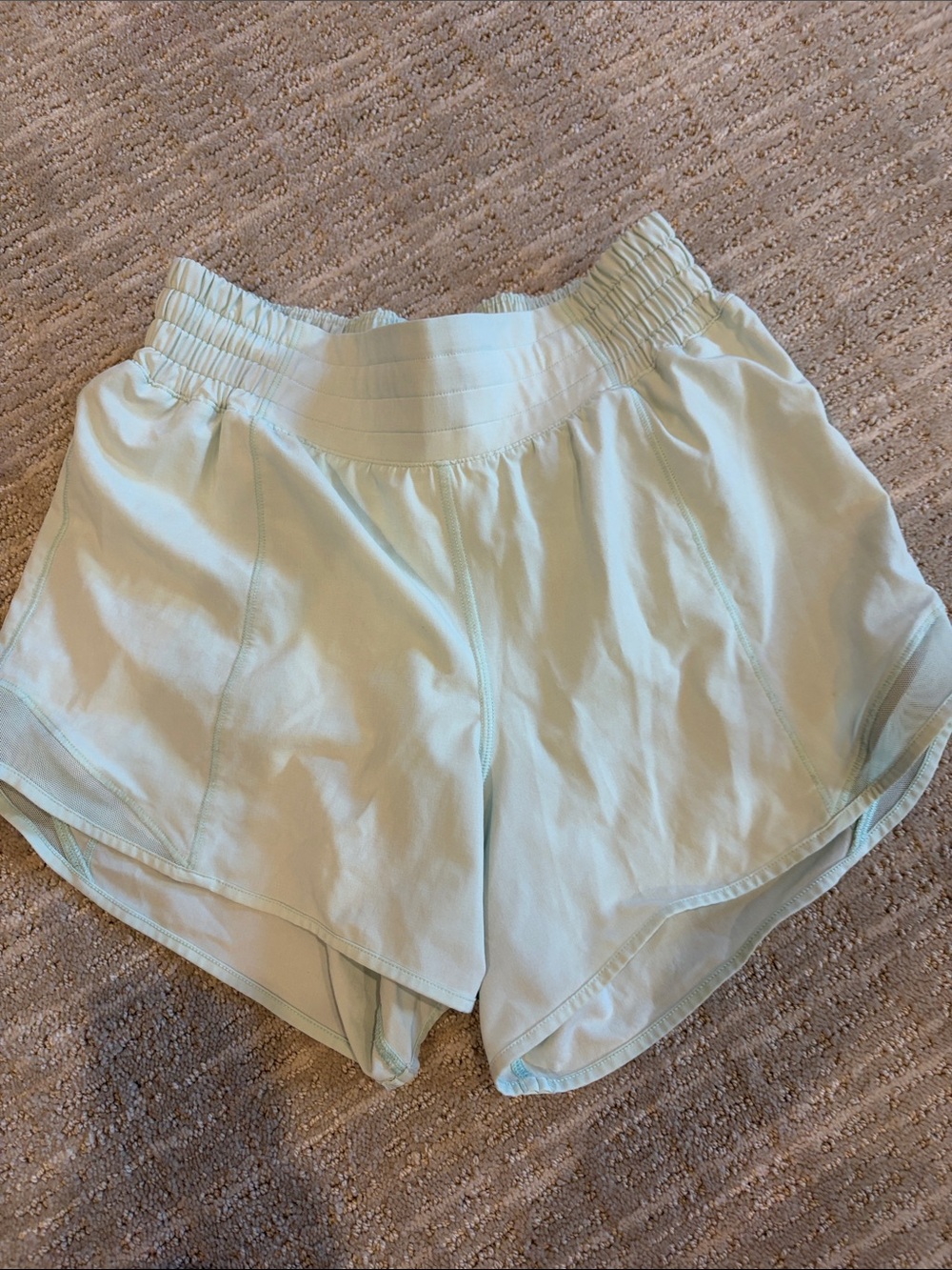 Hotty hot high rise lululemon 4inch